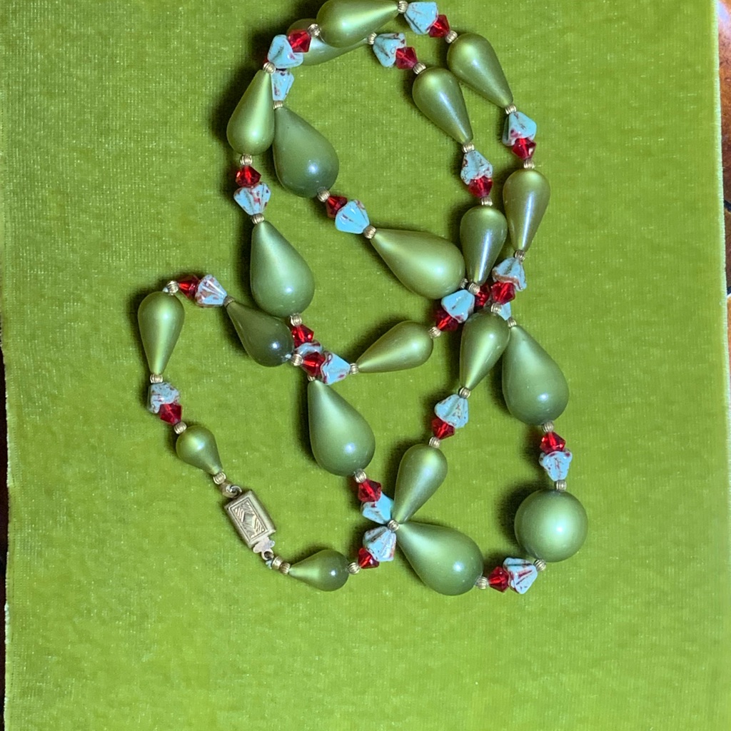 Olive Green Teardrop Bead Art Deco Necklace With Red And Pale Blue Accents